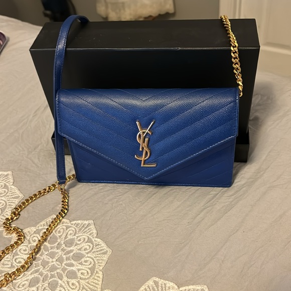 SAINT LAURENT Envelope Wallet on Chain - Picture 12 of 13
